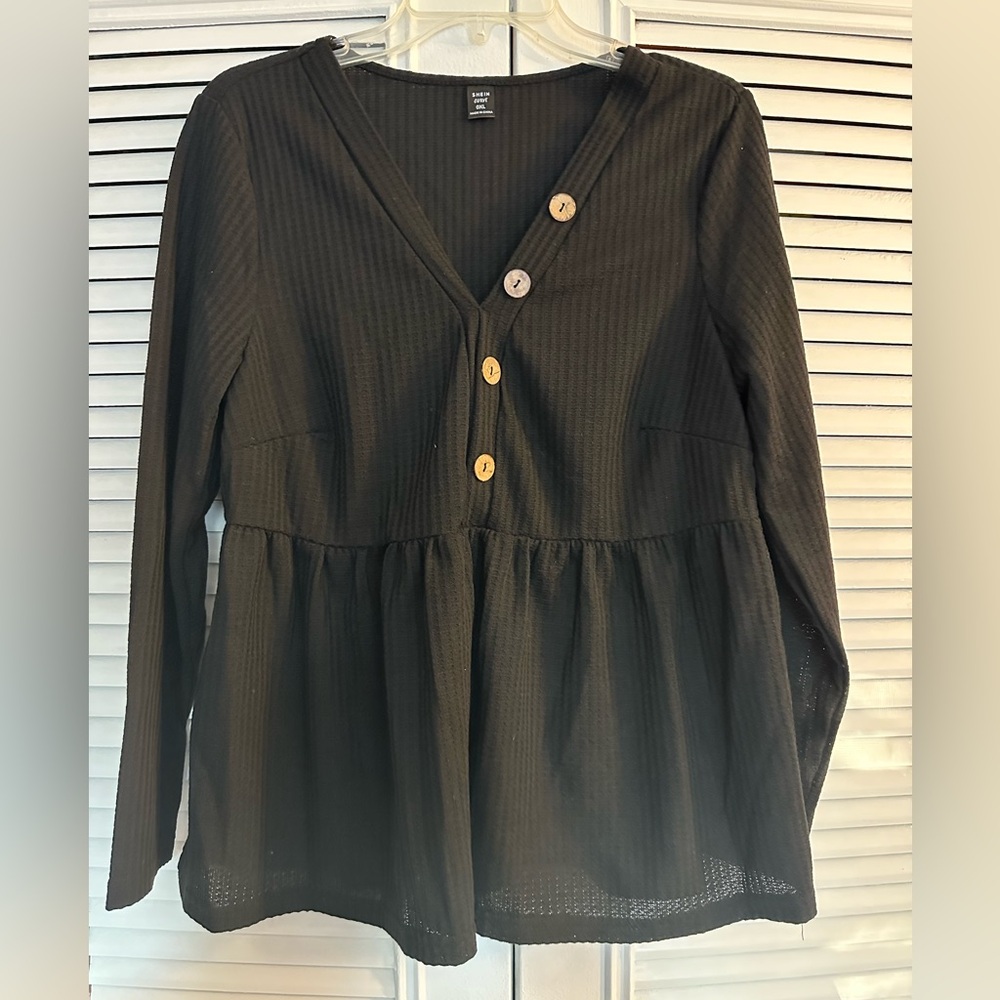 NWOT Shein black baby doll shirt